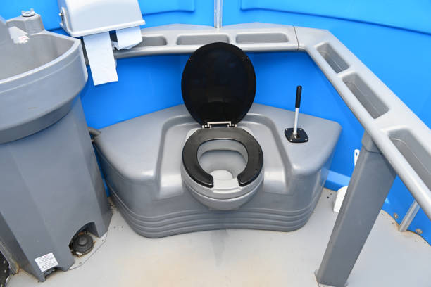 Best Porta potty delivery and setup  in Conneaut Lakeshore, PA